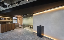 株式会社COMPASS